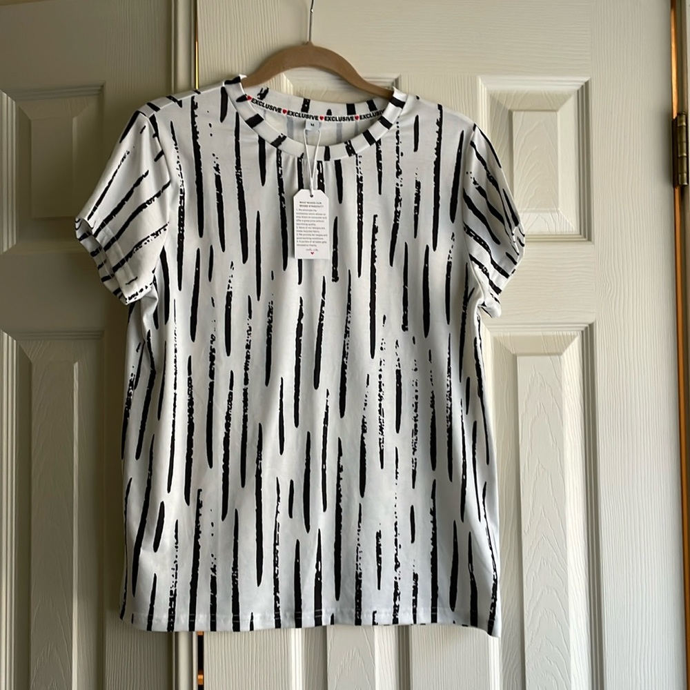 Exclusive Tee